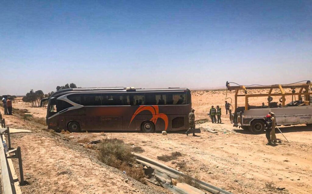 انقلاب حافلة تقل عسكريين مغاربة