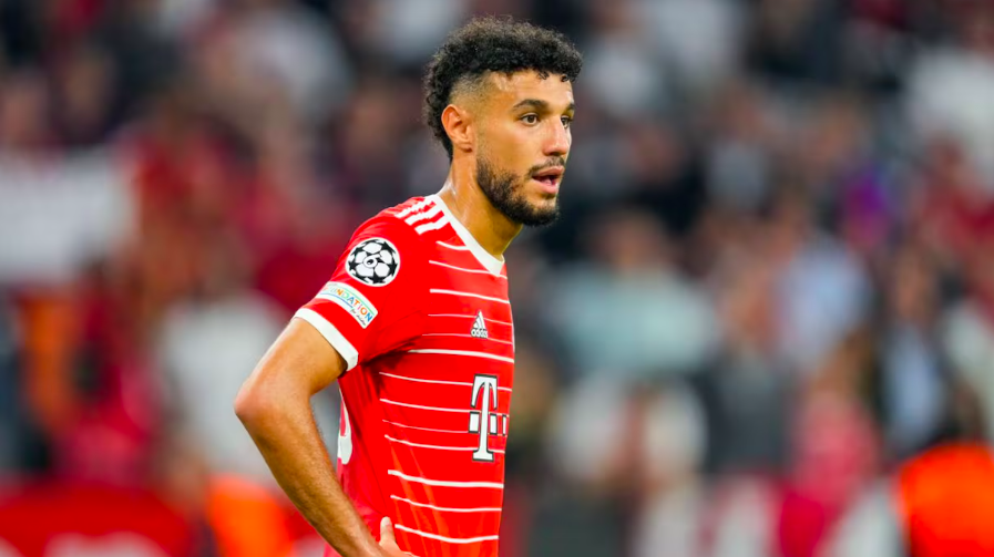 نصير مزراوي لاعب مانشيستر يونايتد