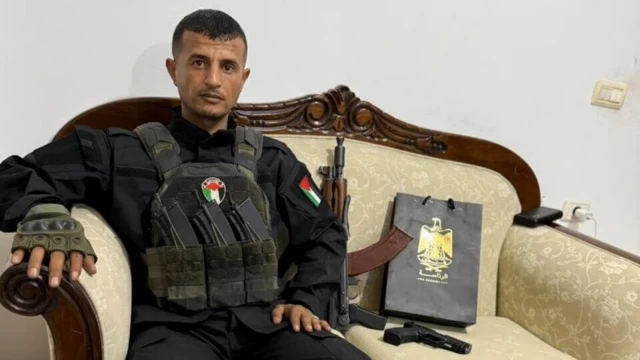 ياسر أبو الشباب