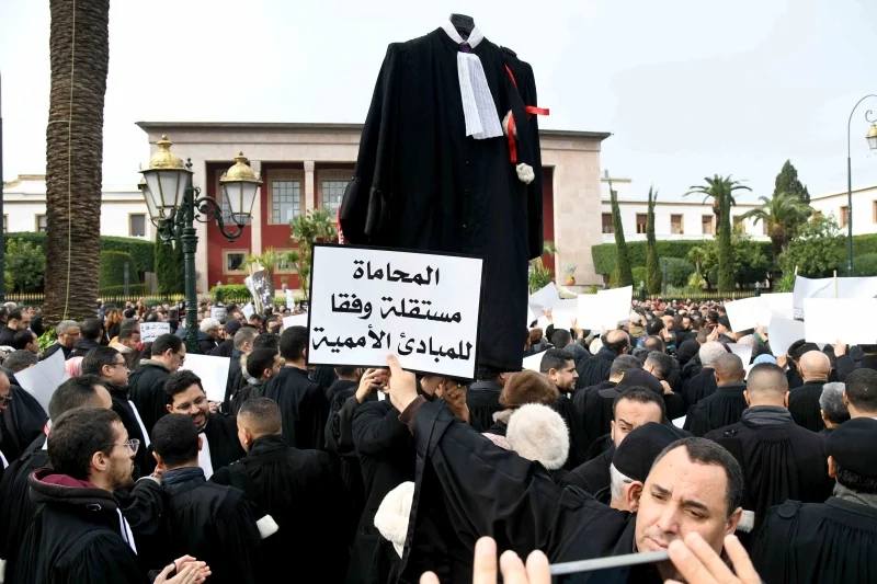 احتجاجات المحامون